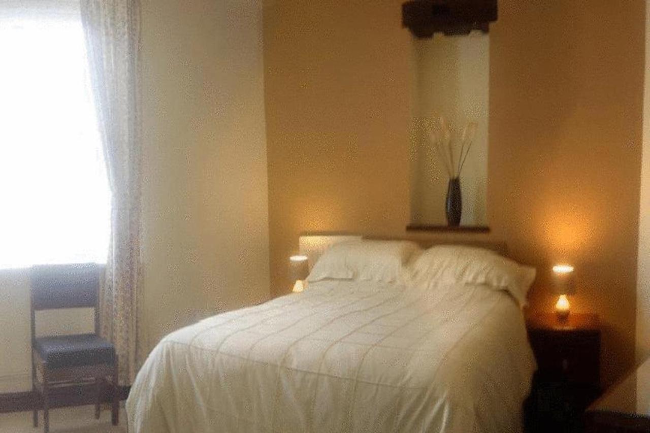 Oyo Lord Nelson Hotel Telford Bagian luar foto