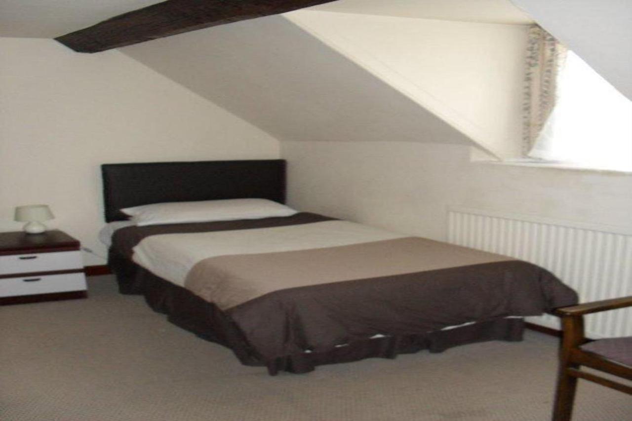 Oyo Lord Nelson Hotel Telford Bagian luar foto